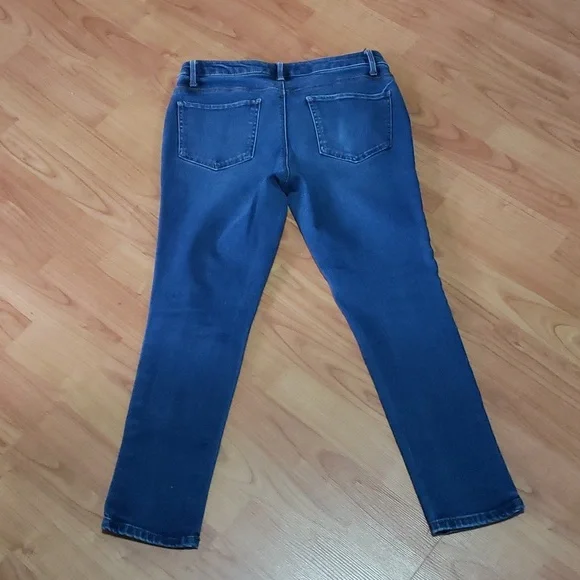 Faded Glory Ultimate Skinny Jeans 8 Petite - Picture 7 of 8